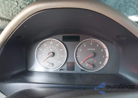 2005 Volvo S40 T5 Awd from USA, damaged, VIN YV1MH682652075181